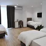 Elite Hotel 4*