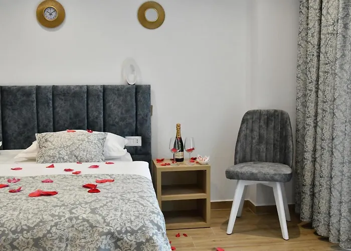 Hotel Elite Golem (Tirana)