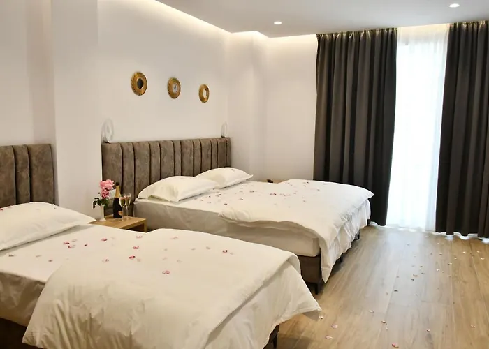 Hotel Elite Golem (Tirana)