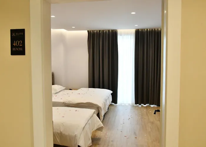 Elite 4* Golem (Tirana)