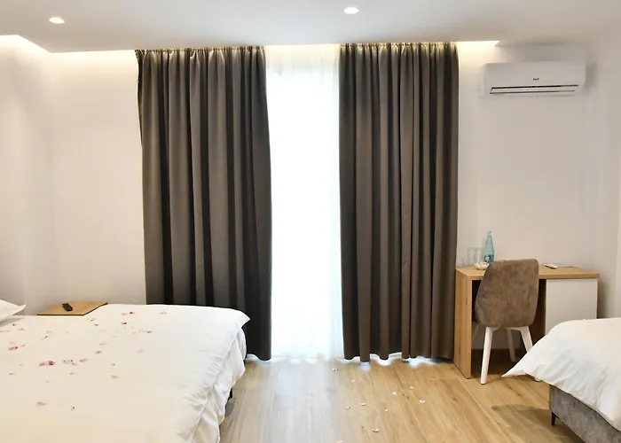 Elite Hotel