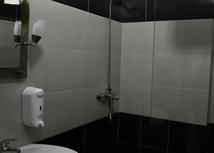 Elite 4* Golem (Tirana)