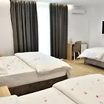 Elite Hotel