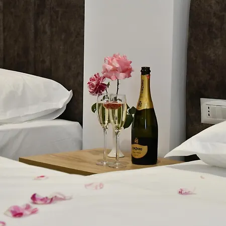 Elite Szálloda Golem