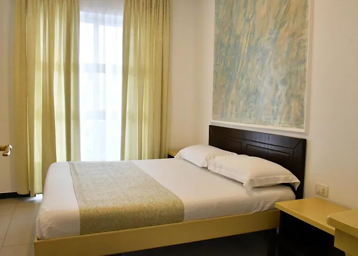 Hotel Elite Golem (Tirana)