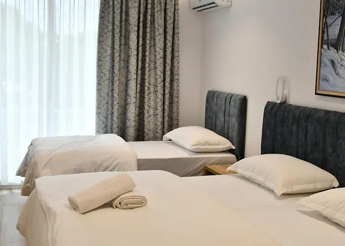 Elite Hotel Golem (Tirana)